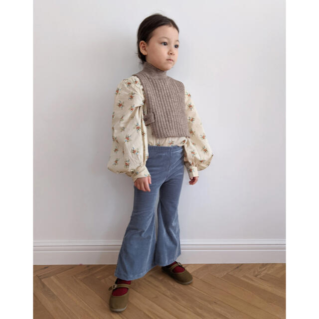 Ron Herman(ロンハーマン)のmediam kids Corduroy Bell Bottoms 1【新品】 キッズ/ベビー/マタニティのキッズ服女の子用(90cm~)(パンツ/スパッツ)の商品写真