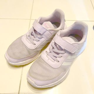 アディダス(adidas)のadidasスニーカー(スニーカー)