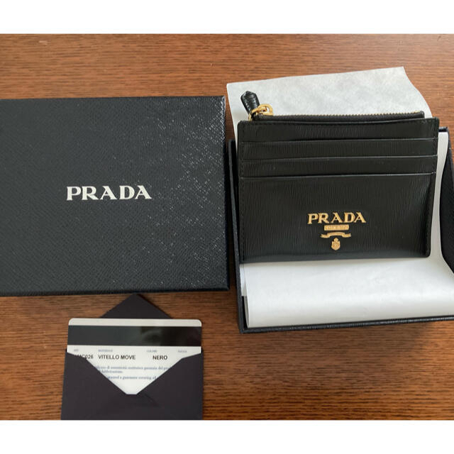 PRADA(プラダ)のプラダカードケース  レディースのファッション小物(財布)の商品写真