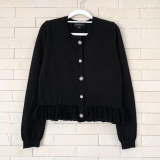 ジルスチュアート(JILLSTUART)の新品♡黒　ジルスチュアート　ウール混　カーディガン　フリル　ビジュー　長袖♡(カーディガン)