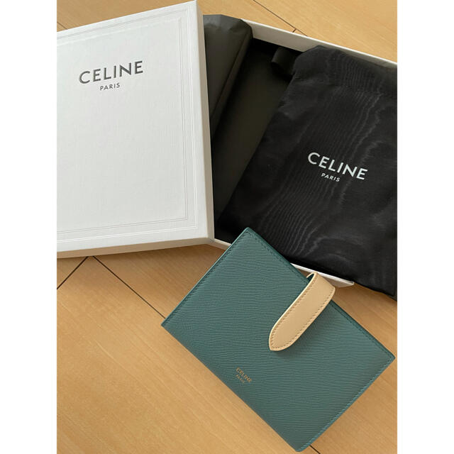 新発売 celine - CELINE 二つ折り財布 バイカラー 財布