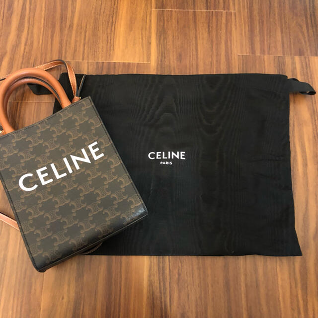 CELINE セリーヌ　トリオンフ　キャンバス