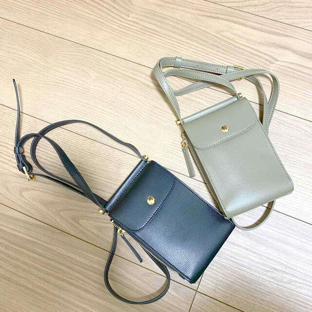 しまむら(シマムラ)のしまむら スマホショルダー グリーン レディースのバッグ(ショルダーバッグ)の商品写真