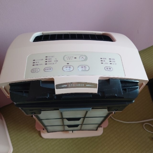 DAIKIN(ダイキン)のダイキン工業DAIKIN加湿空気清浄機ACK55N-P スマホ/家電/カメラの生活家電(空気清浄器)の商品写真