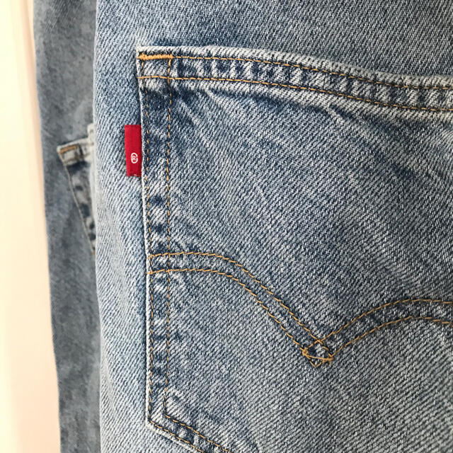 Levi's(リーバイス)のオーバーオール　新品未使用　Ｓサイズ　リーバイス　サロペット レディースのパンツ(サロペット/オーバーオール)の商品写真