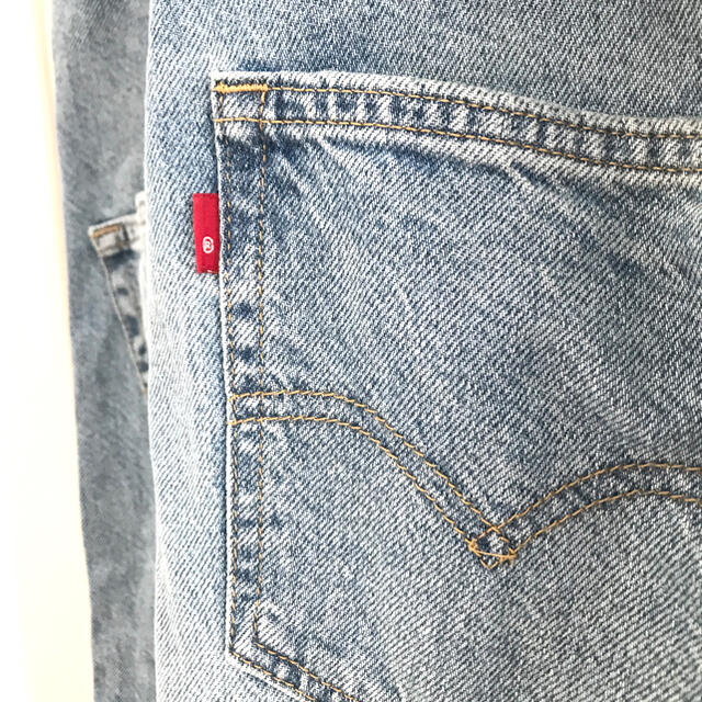 Levi's(リーバイス)のオーバーオール　新品未使用　リーバイス　Mサイズ　サロペット レディースのパンツ(サロペット/オーバーオール)の商品写真