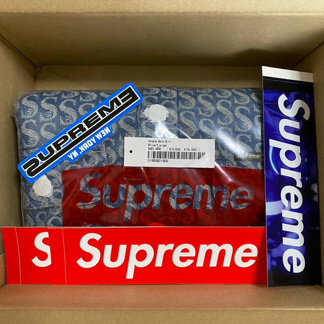 Supreme(シュプリーム)の21AW Supreme Monogram Denim Shirt  メンズのトップス(シャツ)の商品写真