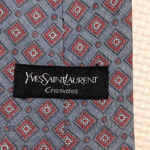 YVES SAINT LAURENT　ネクタイ メンズのファッション小物(ネクタイ)の商品写真