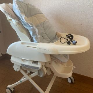 コンビ(combi)の電動♡ハイローチェアCombi(ベビーベッド)