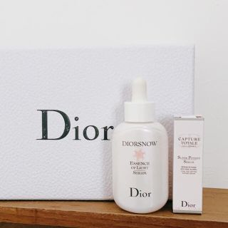 ディオール(Dior)のDior スノー アルティメット エッセンス オブライト50ml(美容液)