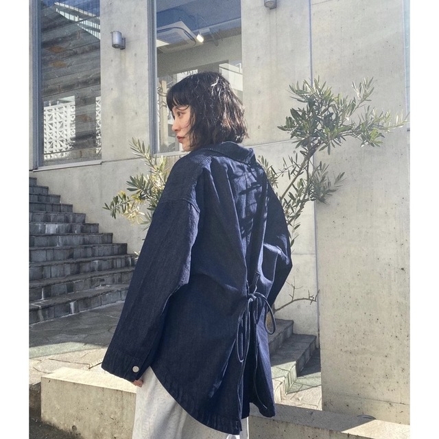 CLANE BACK SQUEEZE DENIM JACKETの通販 by りーさ｜ラクマ