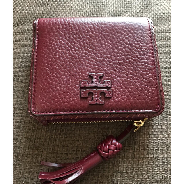 Tory Burch(トリーバーチ)のみぃ様専用☆TORY BURCH ボルドーコンパクト財布 レディースのファッション小物(財布)の商品写真