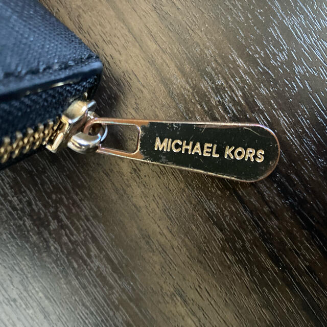 Michael Kors(マイケルコース)のMICHAEL KORS.ブラック長財布 レディースのファッション小物(財布)の商品写真