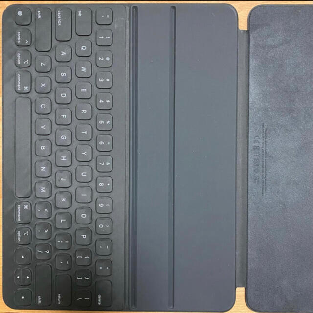 iPad(アイパッド)の12.9inch Smart Keyboard Folio 英語（US） スマホ/家電/カメラのスマホアクセサリー(iPadケース)の商品写真