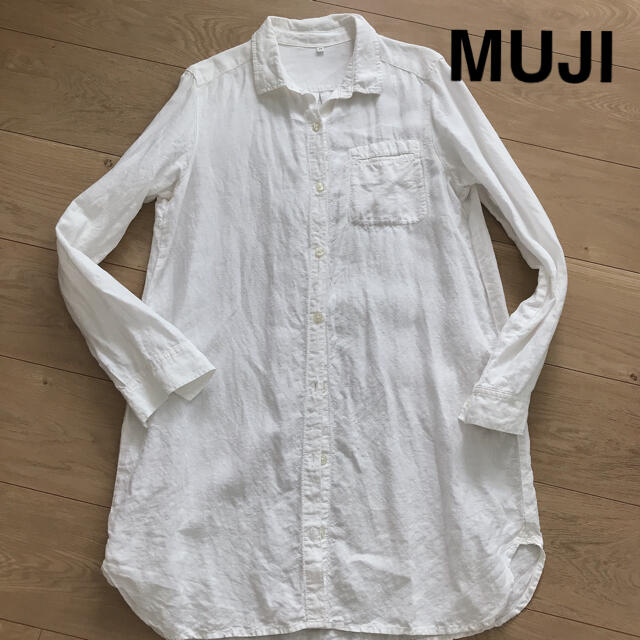 MUJI (無印良品)(ムジルシリョウヒン)のMUJI // ﾘﾈﾝﾛﾝｸﾞｼｬﾂ レディースのトップス(シャツ/ブラウス(長袖/七分))の商品写真