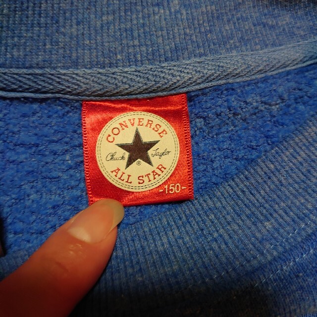 CONVERSE(コンバース)のCONVERSE トレーナー 150cm ブルー キッズ/ベビー/マタニティのキッズ服男の子用(90cm~)(Tシャツ/カットソー)の商品写真