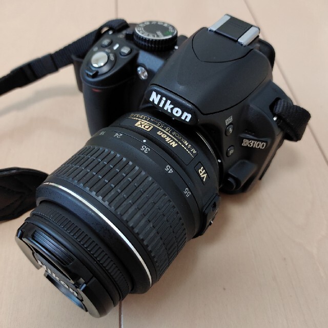 Nikon(ニコン)のNikon D3100 本体とレンズセット スマホ/家電/カメラのカメラ(デジタル一眼)の商品写真