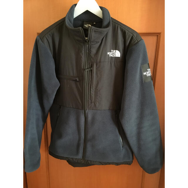 THE NORTH FACE(ザノースフェイス)のTHE NORTH FACE ノースフェイス Denali Jacket メンズのジャケット/アウター(マウンテンパーカー)の商品写真