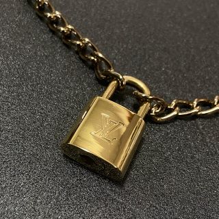 ルイヴィトン(LOUIS VUITTON)のLOUIS VUITTON パドロック　ネックレス(ネックレス)