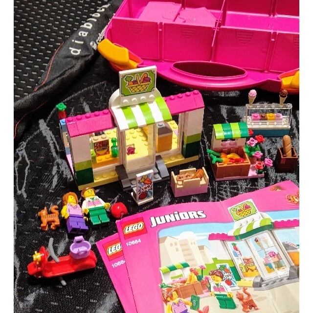Lego(レゴ)のレゴ★ジュニア ピンクのスーツケース お店セット 10684 美品 激レア エンタメ/ホビーのおもちゃ/ぬいぐるみ(その他)の商品写真