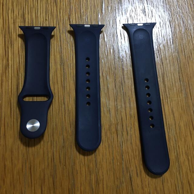 Apple Watch(アップルウォッチ)のApple Watch 純正スポーツバンド　紺色 メンズの時計(ラバーベルト)の商品写真