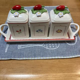 ビレロイアンドボッホ(ビレロイ&ボッホ)の【Villeroy & Boch 】シュガーポットトリオ(調味料入れ)(食器)