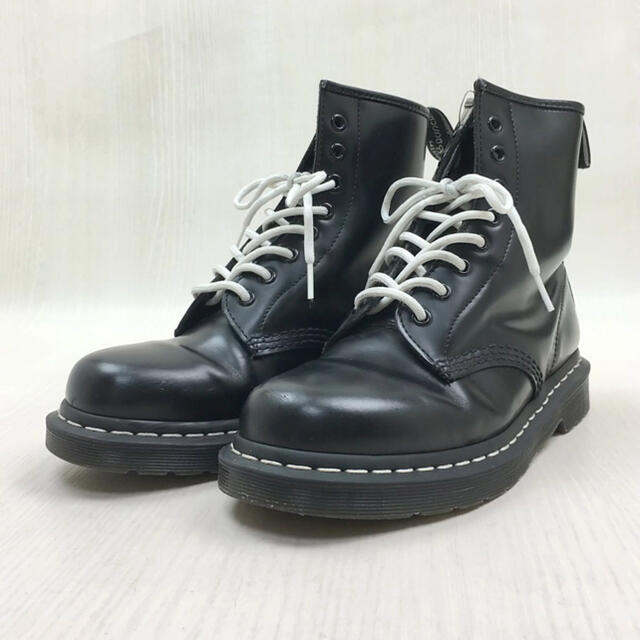 Dr.Martens - 【最終価格】ドクターマーチン 8ホール 紐白 UK8の Dr.Martens - 【最終価格】ドクターマーチン 8ホール 紐白 UK8の