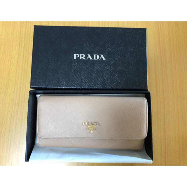PRADA(プラダ)の【PRADA】財布 レディースのファッション小物(財布)の商品写真