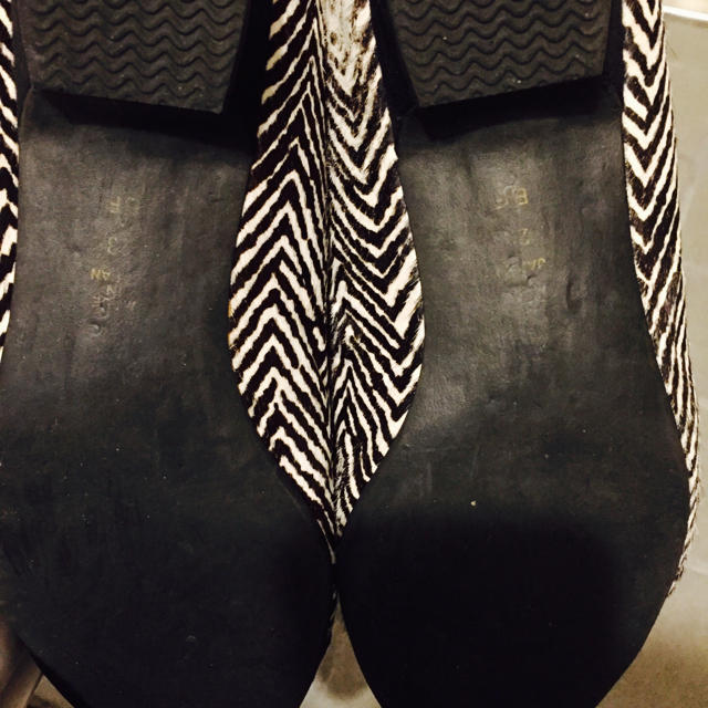 DIANA(ダイアナ)のダイアナ✳︎ゼブラ柄フラットシューズ レディースの靴/シューズ(その他)の商品写真