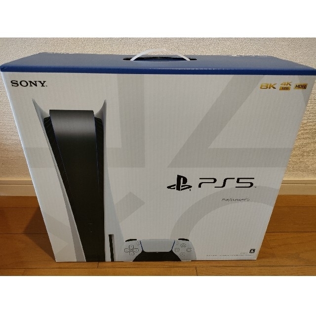 PlayStation(プレイステーション)の【新品未使用】プレイステーション5  通常版 エンタメ/ホビーのゲームソフト/ゲーム機本体(家庭用ゲーム機本体)の商品写真