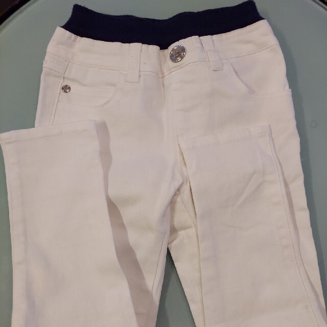 Right-on(ライトオン)のジーンズ３枚セット(黒イオン、白マックハウス、デニムRight-on) レディースのパンツ(デニム/ジーンズ)の商品写真