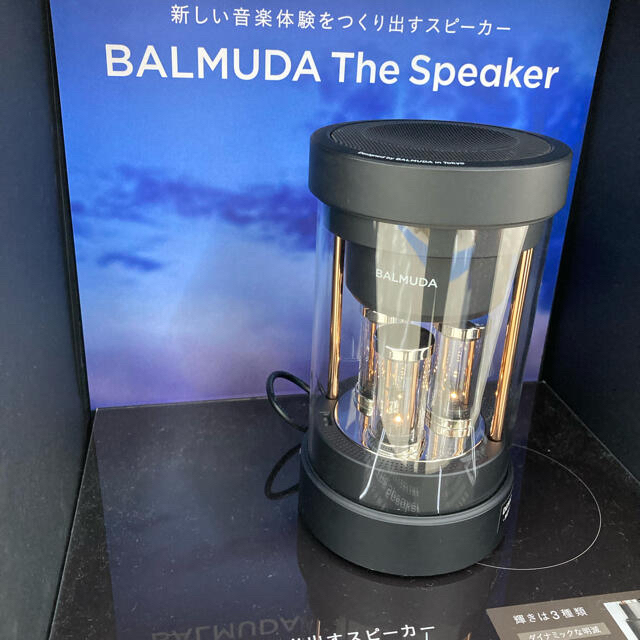 BALMUDA(バルミューダ)のBALMUDA THE Speaker  M01A-BK 新品未使用 スマホ/家電/カメラのオーディオ機器(スピーカー)の商品写真