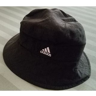 アディダス(adidas)のadidas帽子(キャップ)