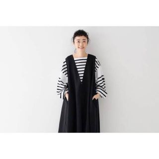 ネストローブ(nest Robe)のネストローブ　vネックワンピース(ロングワンピース/マキシワンピース)