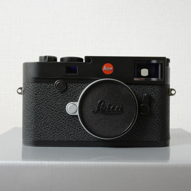 LEICA(ライカ)のLeica M10 ブラッククローム　Arte di manoケース付き スマホ/家電/カメラのカメラ(ミラーレス一眼)の商品写真