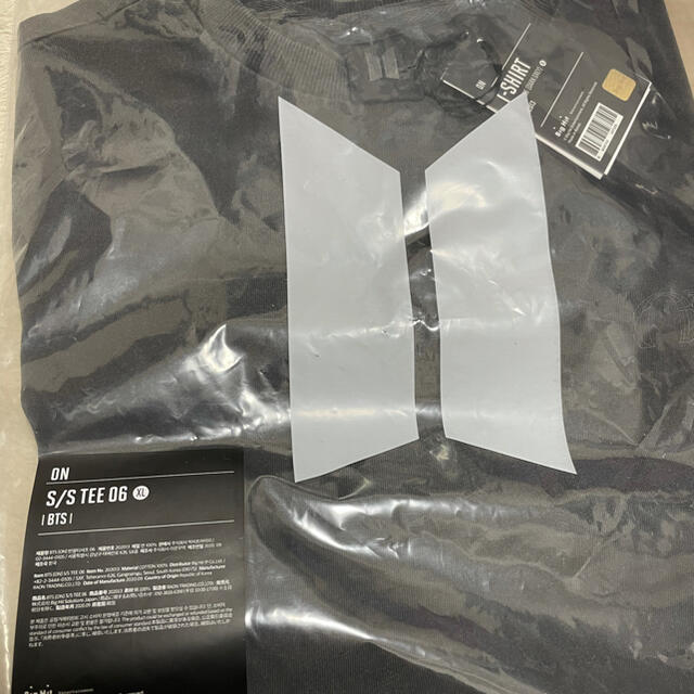 BTS公式　ON Tシャツ　黒XL