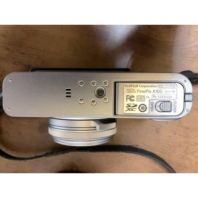 美品 FUJIFILM FinePix X100 シルバー 富士フイルム