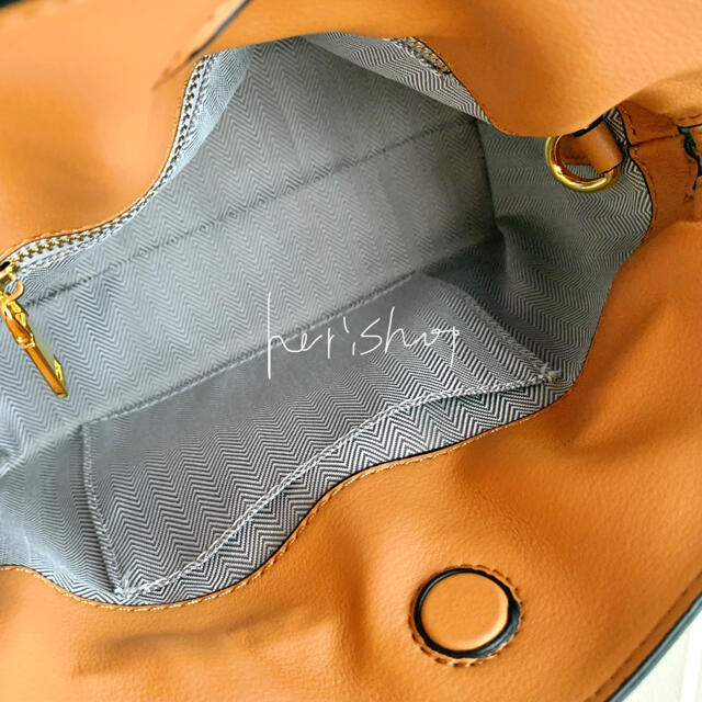 高品質 しっとり 牛革 本革 巾着 クラッチ ショルダー ミニバッグ 14 レディースのバッグ(ショルダーバッグ)の商品写真
