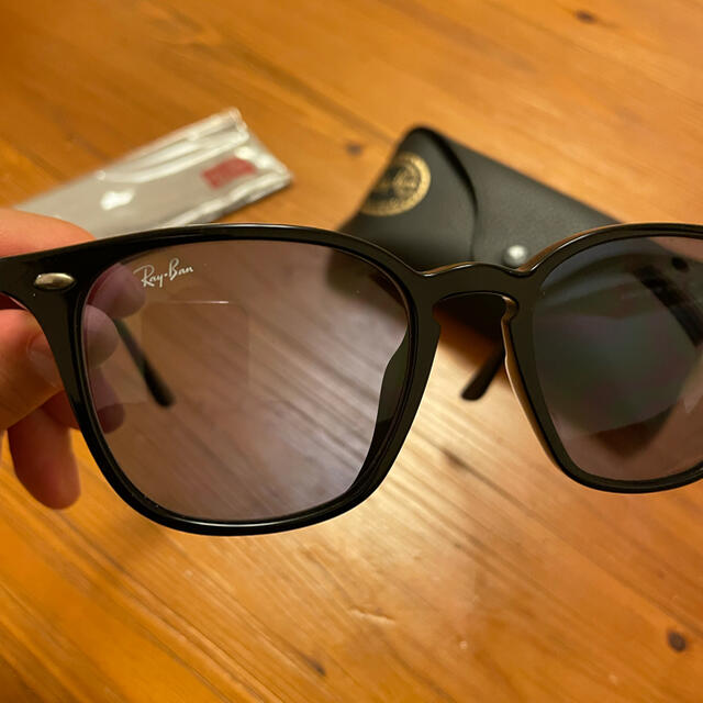 Ray-Ban  RB4258-F  601/80 2