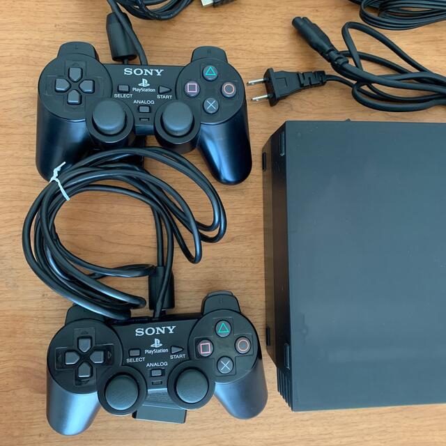 SONY(ソニー)のPlayStation2 エンタメ/ホビーのゲームソフト/ゲーム機本体(家庭用ゲーム機本体)の商品写真