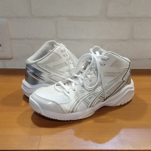 asics(アシックス)の【美品】asics  DUNKSHOT【バッシュ】 スポーツ/アウトドアのスポーツ/アウトドア その他(バスケットボール)の商品写真