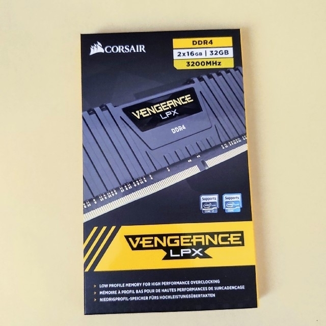 CORSAIR DDR4 32GB 3200MHz 16GBx2枚　コルセアPC/タブレット