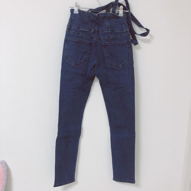 CECIL McBEE(セシルマクビー)の新品＊セシルマクビー＊サスペンダーハイウエストスキニー レディースのパンツ(デニム/ジーンズ)の商品写真