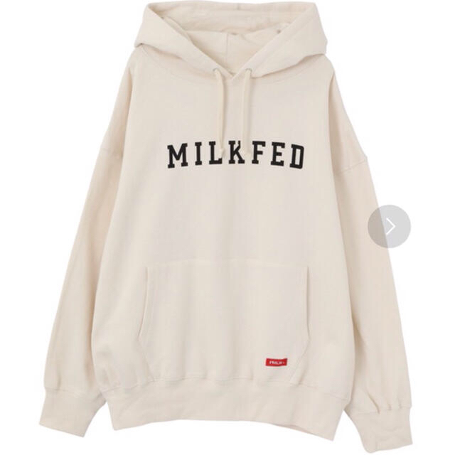 MILKFED.(ミルクフェド)のMILKFED. TROOP SWEAT HOODIE パーカー アイボリー  レディースのトップス(パーカー)の商品写真