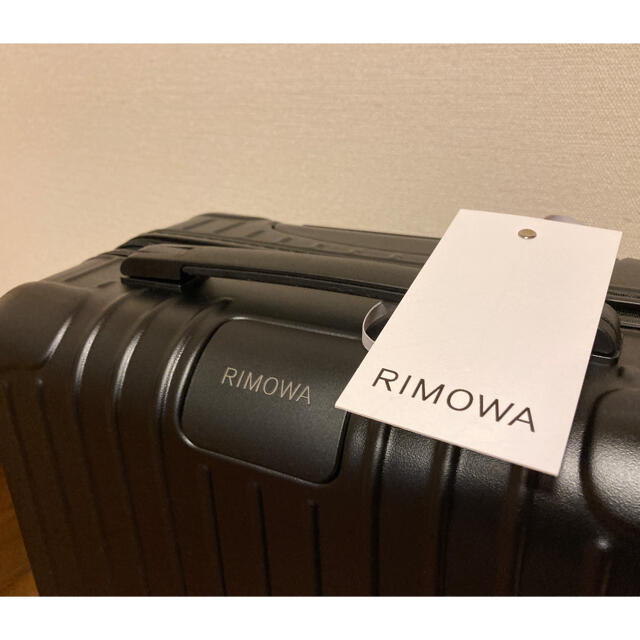 新品 RIMOWA リモワ エッセンシャル キャビン 34L 機内 4輪 サルサ
