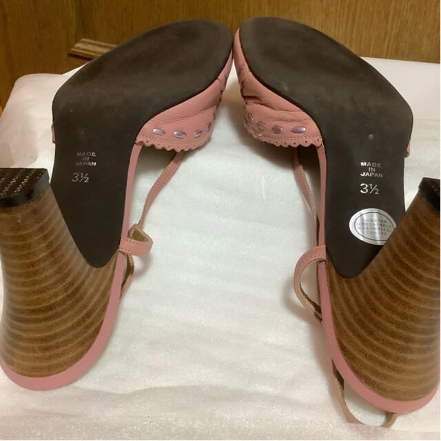 ANNA SUI(アナスイ)の【値下げ】ANNASUI 皮革　ピンク　パンプス　サンダル　23.5cm レディースの靴/シューズ(ハイヒール/パンプス)の商品写真