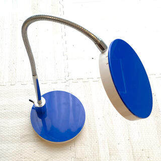 オームデンキ(オーム電機)のLEDデスクライト 卓上ライト スイッチ付き 青(テーブルスタンド)