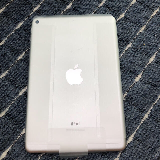 iPad mini 5 第5世代Wi-Fiモデル64GB シルバー |