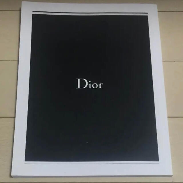 Dior(ディオール)の非売品★Dior ディオール ファッションブック 雑誌 本 エンタメ/ホビーの雑誌(ファッション)の商品写真