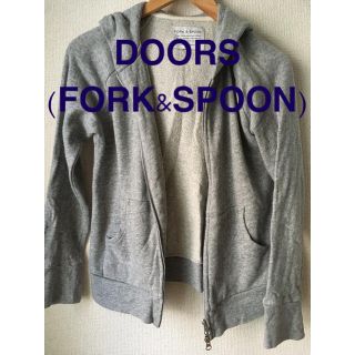 アーバンリサーチドアーズ(URBAN RESEARCH DOORS)のDOORS(FORK&SPOON) グレーパーカー(パーカー)